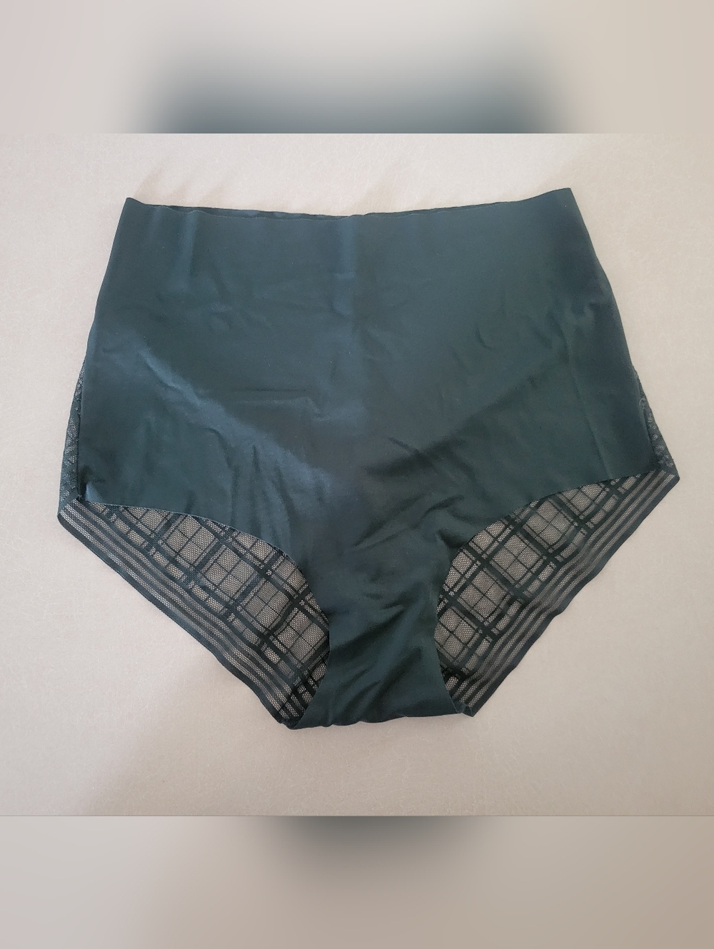 Victoria's Secret High-Waist Seamless Briefs in Dark Green with Plaid Lace